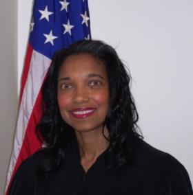 Tracie_Hunter_2