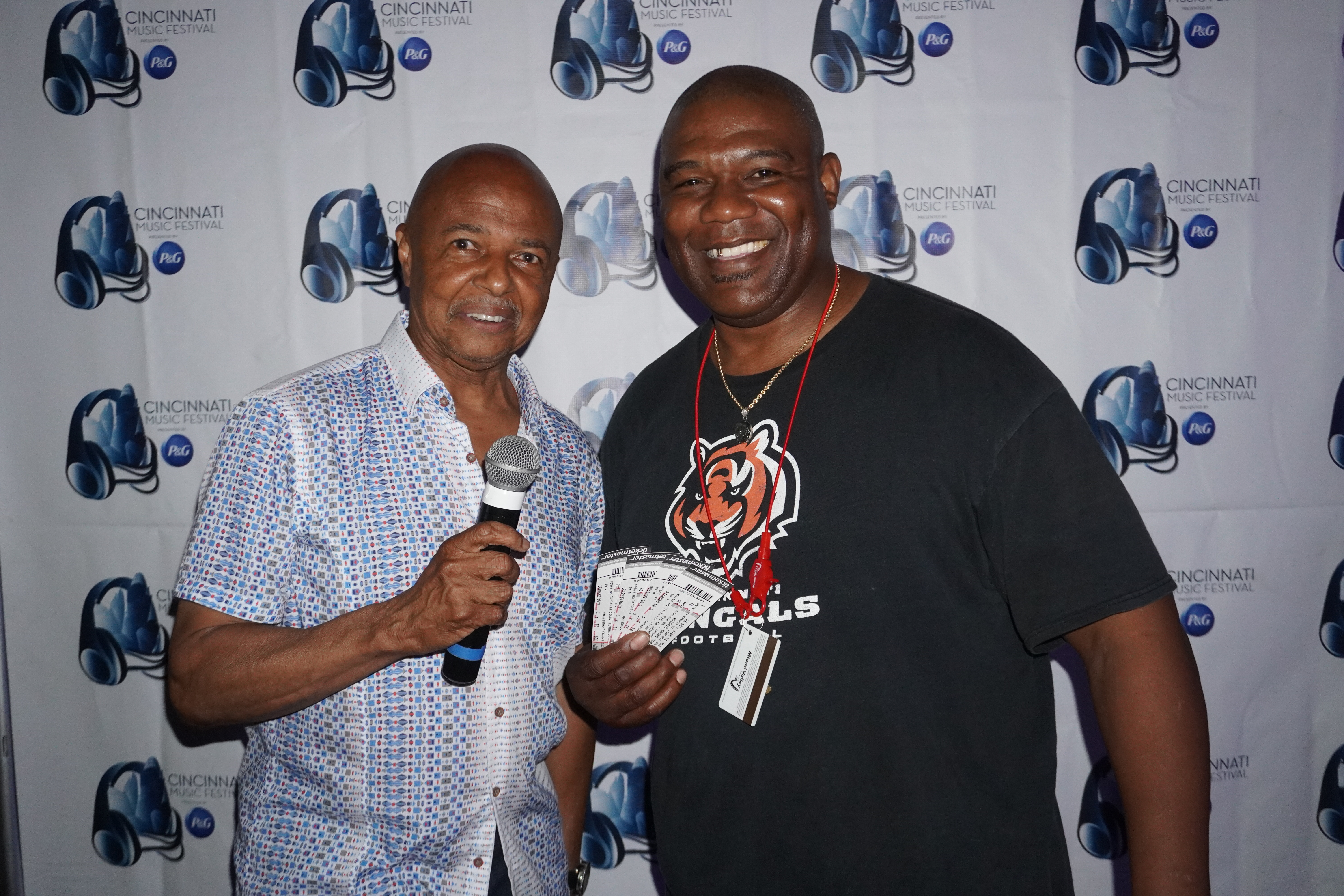 The Buzz Summer Kick Off with Lincoln Ware